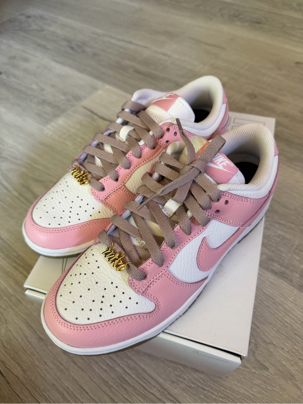 NIKE DUNKS SNEAKERS